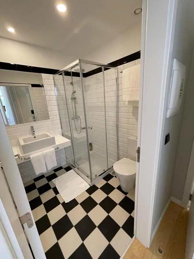 Pier House Accommodation Funchal  Funchal (Madeira)